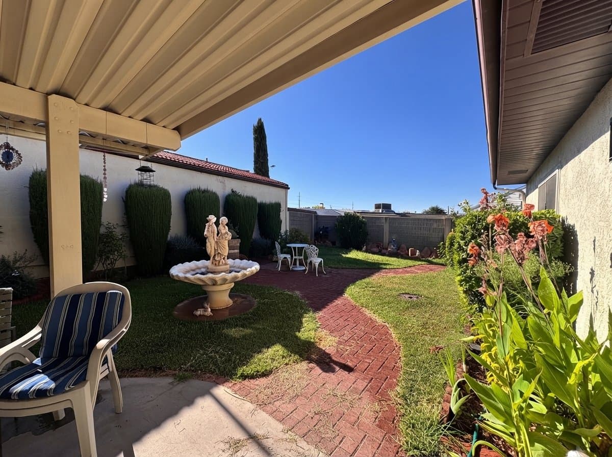 St. George Townhome: 1331 N Dixie Downs Rd
