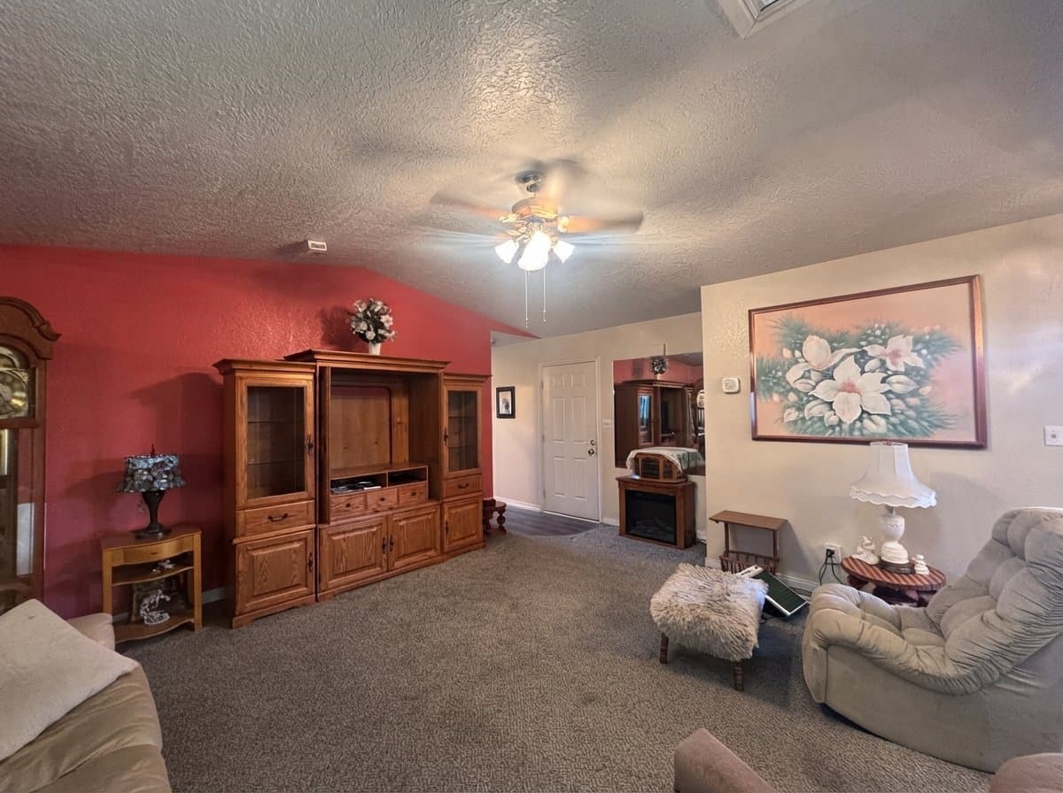 St. George Townhome: 1331 N Dixie Downs Rd
