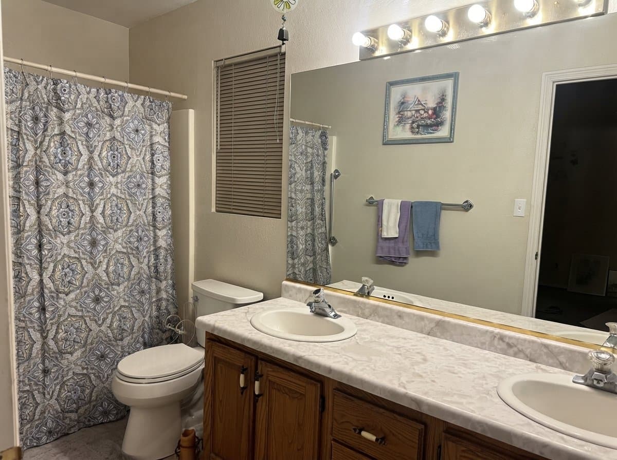 St. George Townhome: 1331 N Dixie Downs Rd
