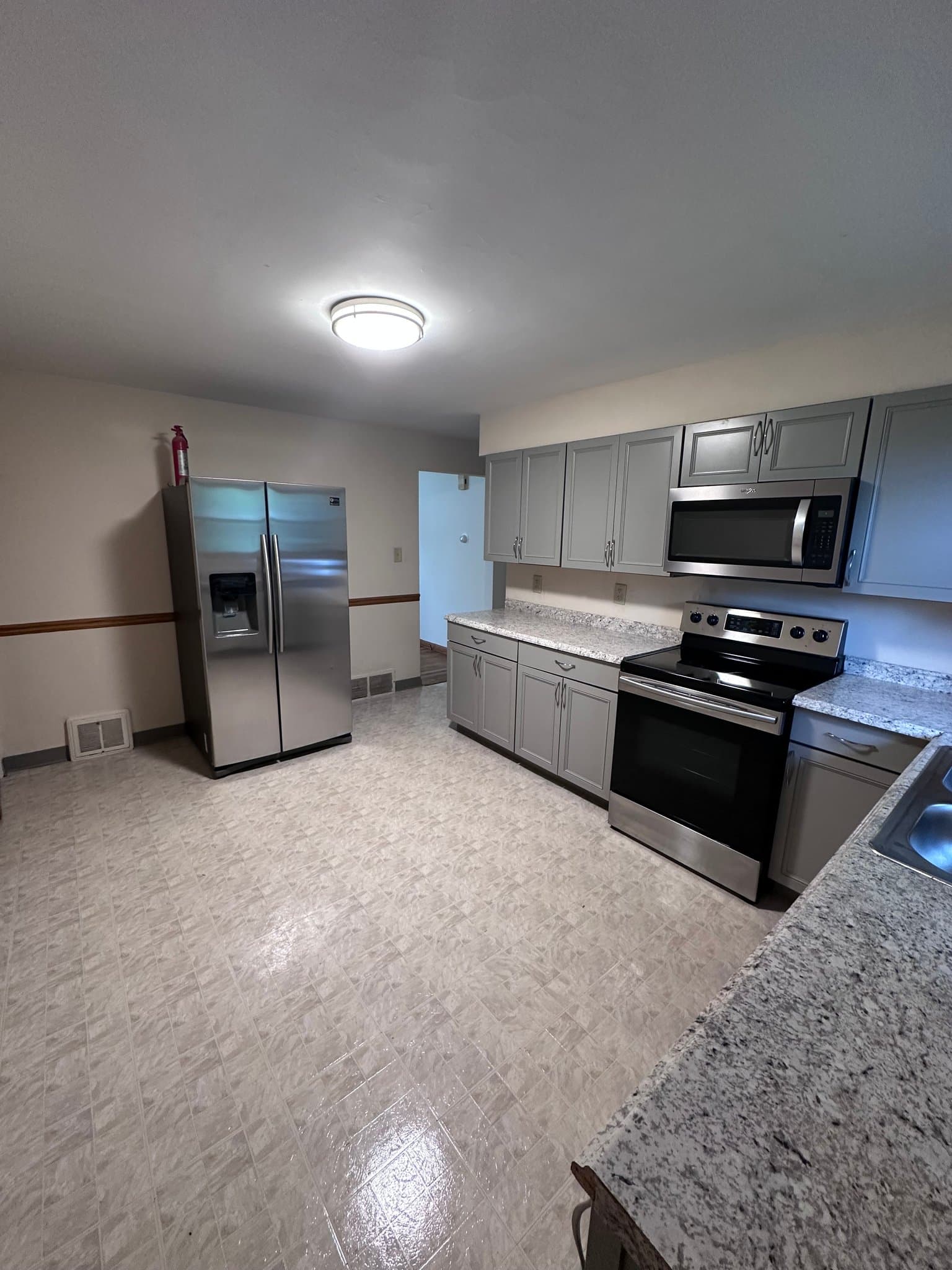 Columbus Townhome: 116 Sunnyside Lane