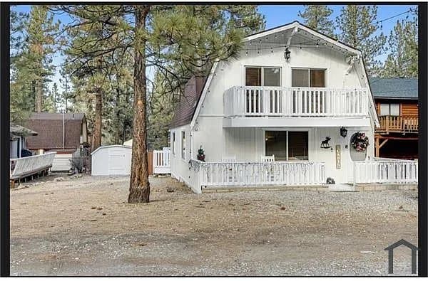 Big Bear City House: 2017 Manzanita Ln