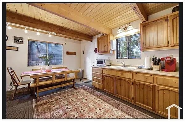 Big Bear City House: 2017 Manzanita Ln
