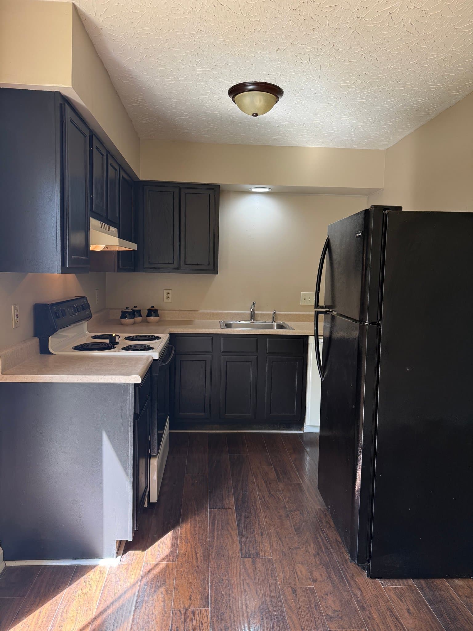 Independence Multiplex: 957 StillMeadow Ln Unit A
