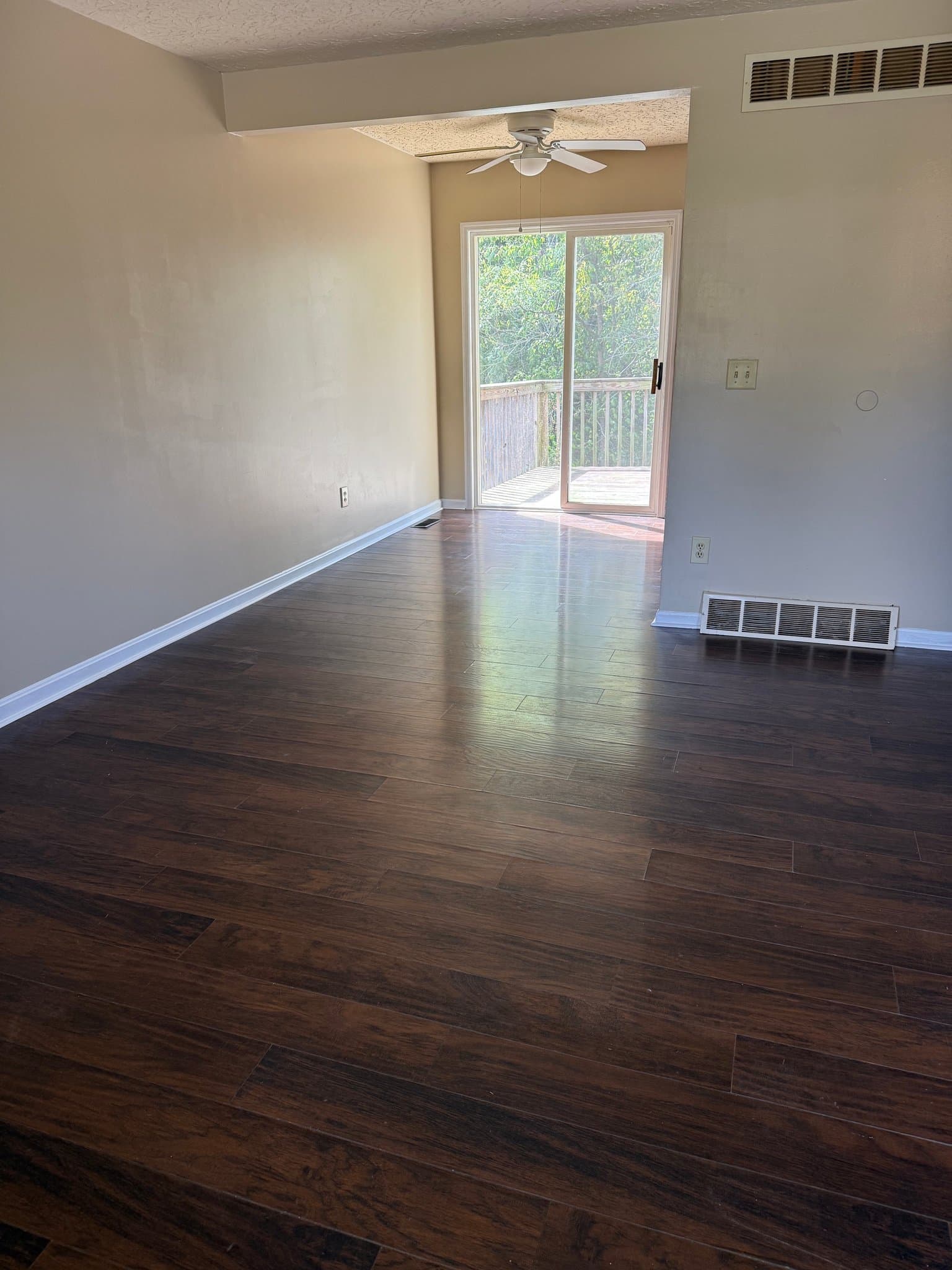 Independence Multiplex: 957 StillMeadow Ln Unit A