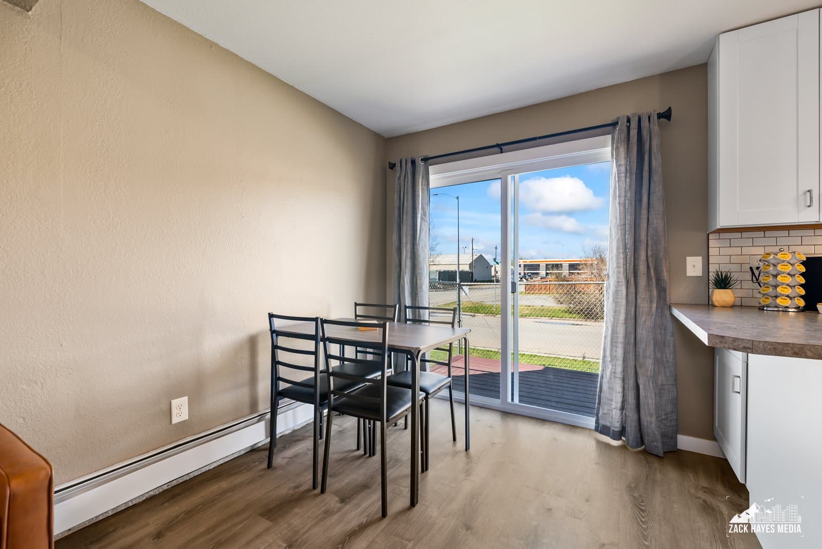 Anchorage Apartment: 901 E 46 Ct