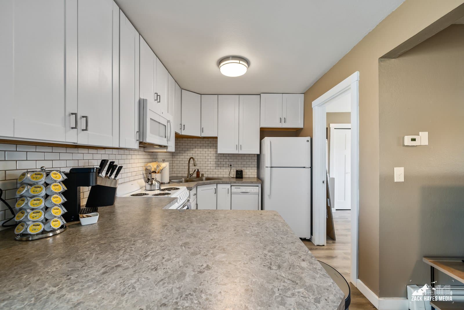 Anchorage Apartment: 901 E 46 Ct