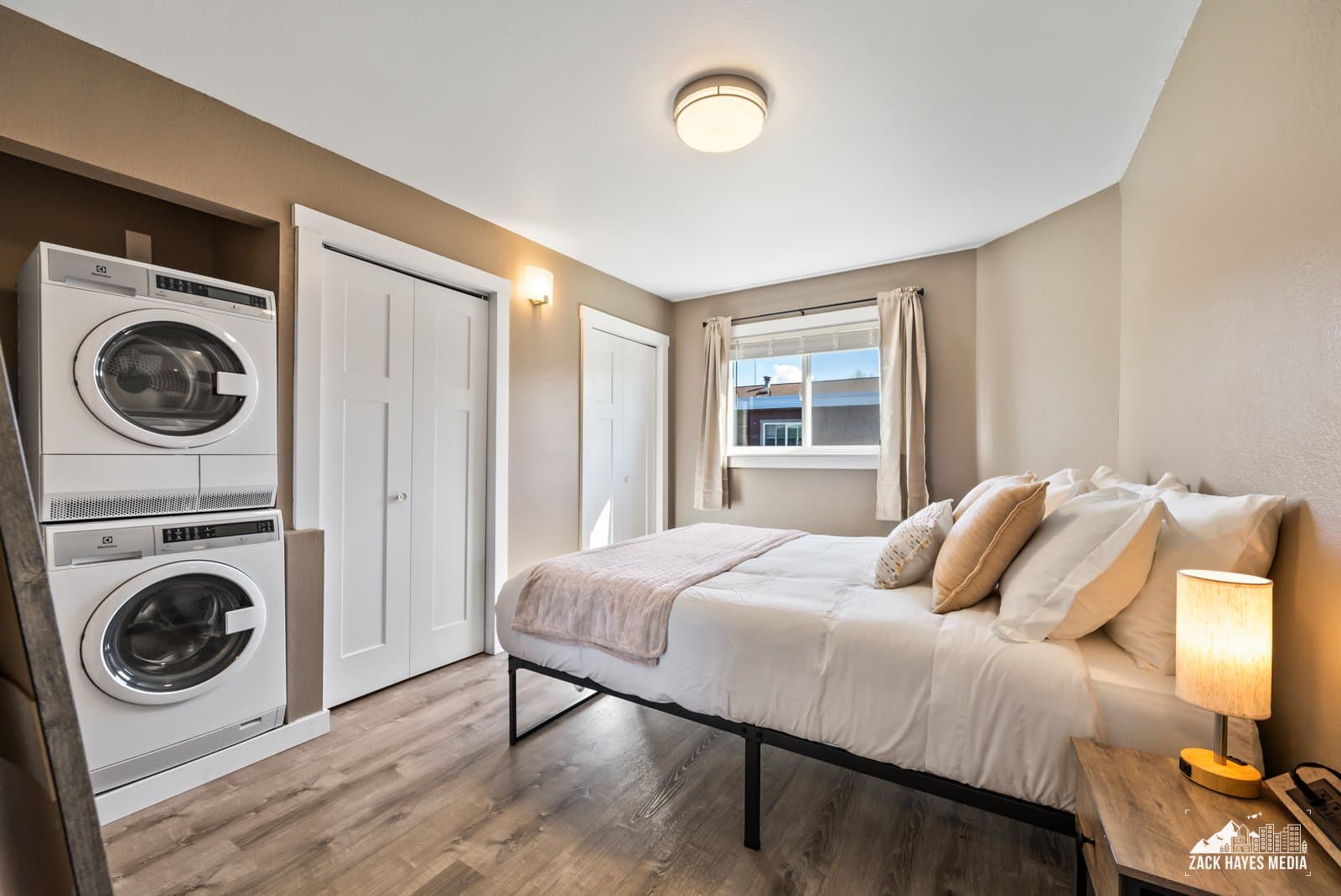 Anchorage Apartment: 901 E 46 Ct