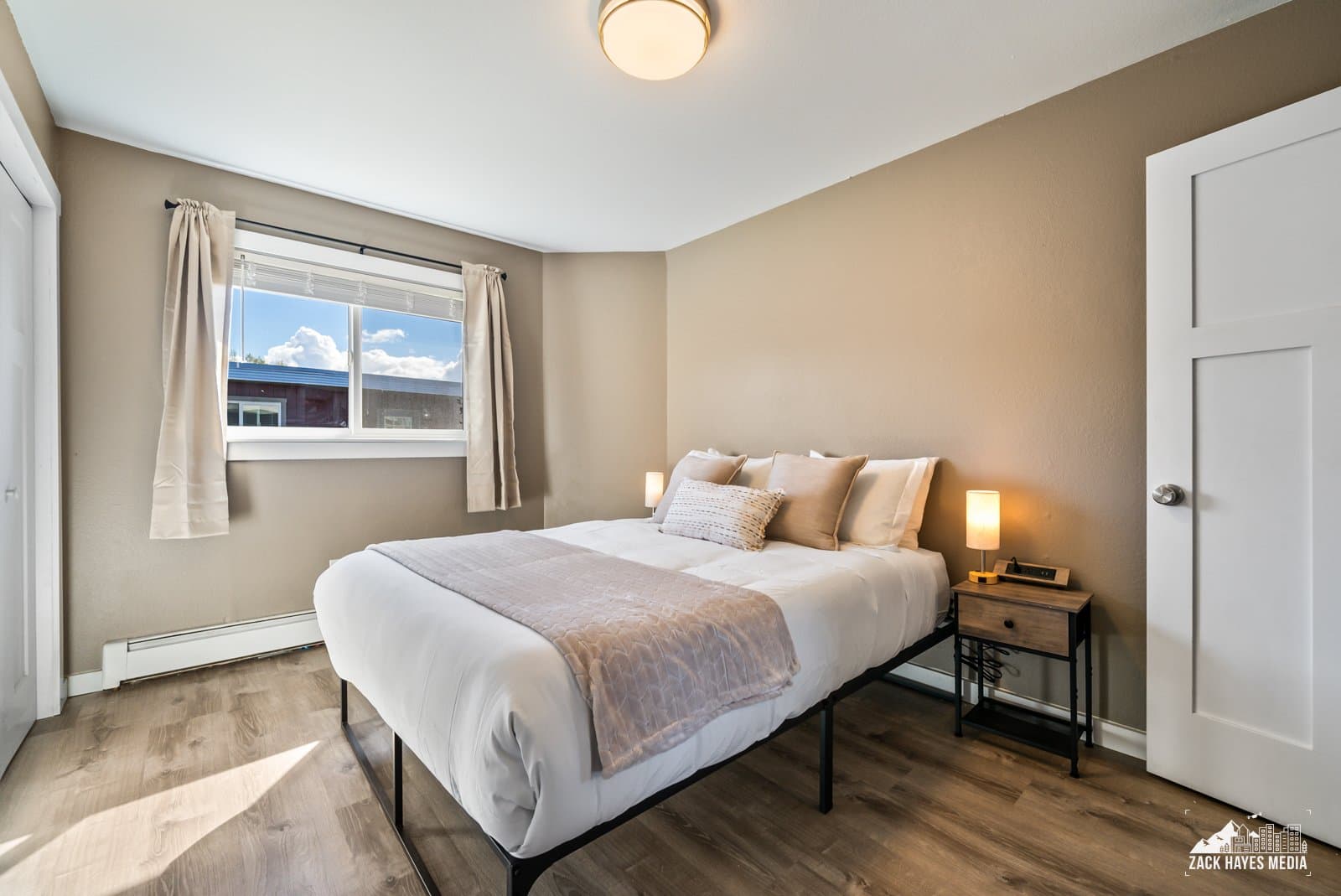 Anchorage Apartment: 901 E 46 Ct