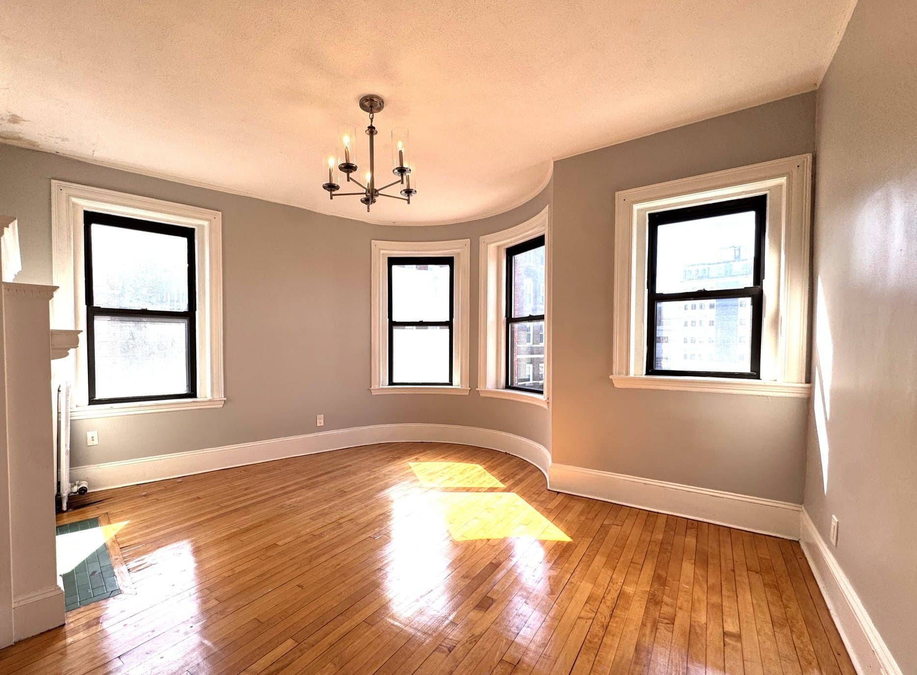Allston Condo: 100 Linden St.
