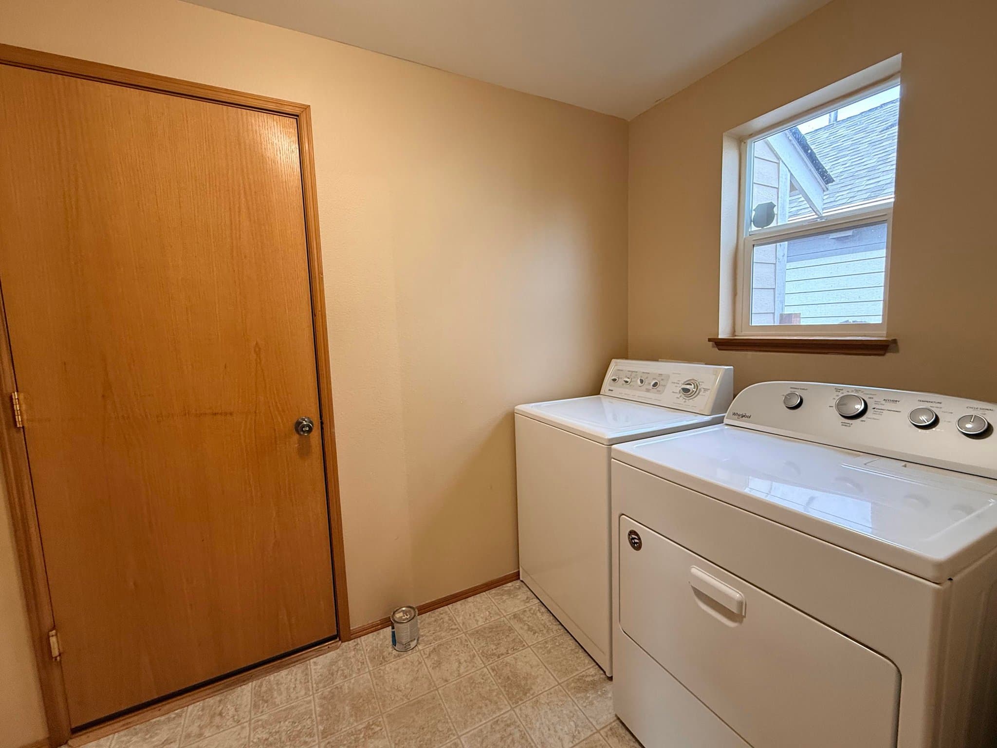 Renton House: 1042 Duvall Pl NE