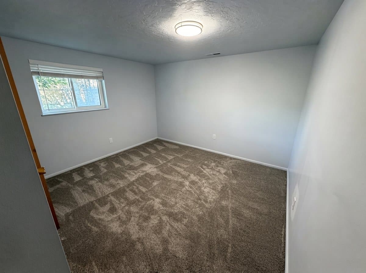 Pleasant Grove Other: 1184 E 300 N