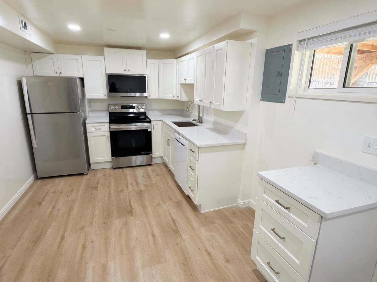Pleasant Grove Other: 1184 E 300 N