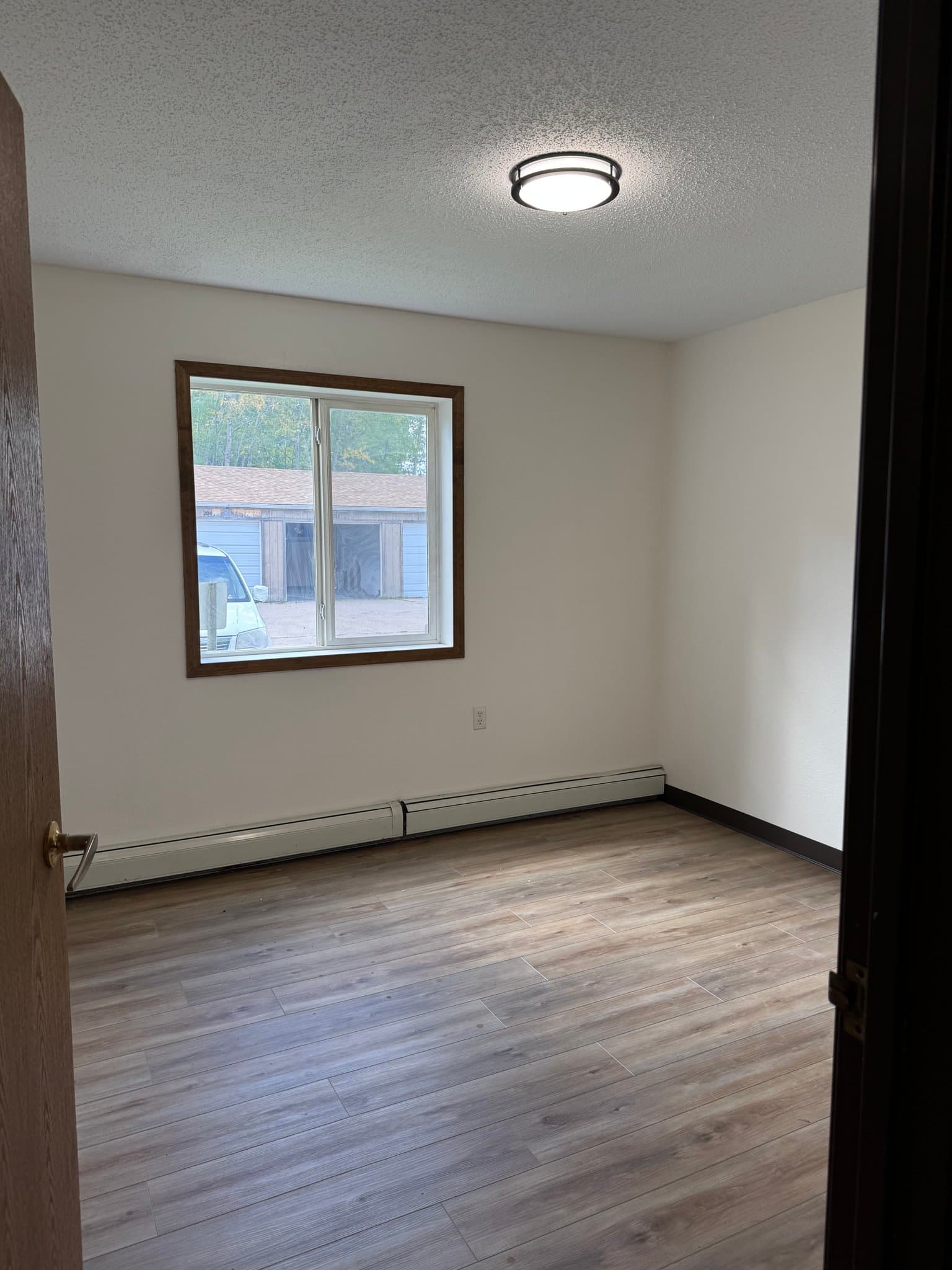 Blackduck Apartment: 325 Summit Ave