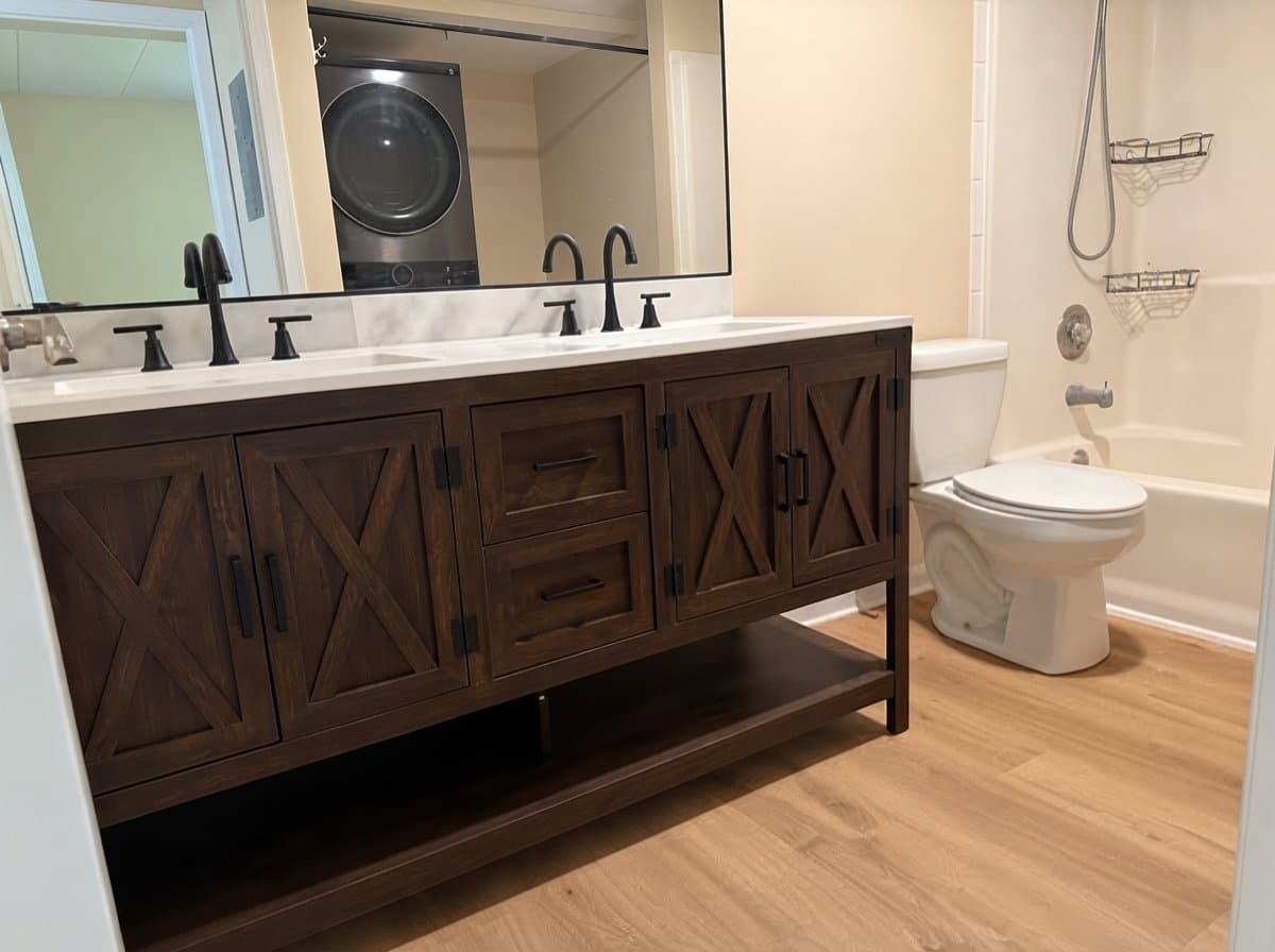Naperville Condo: 353 S Whispering Hills Dr