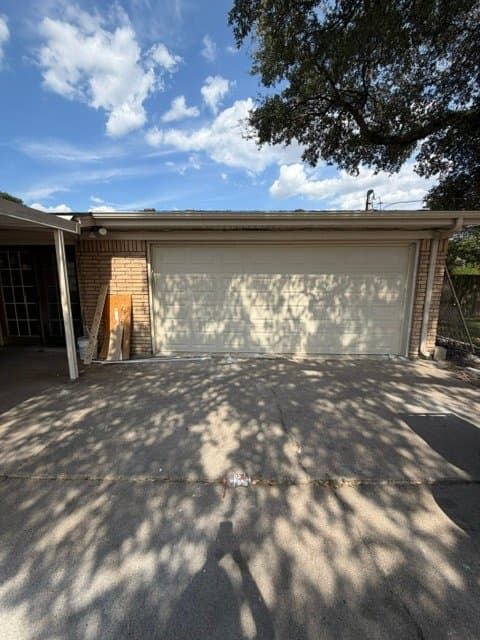 Waco House: 6100 Haden