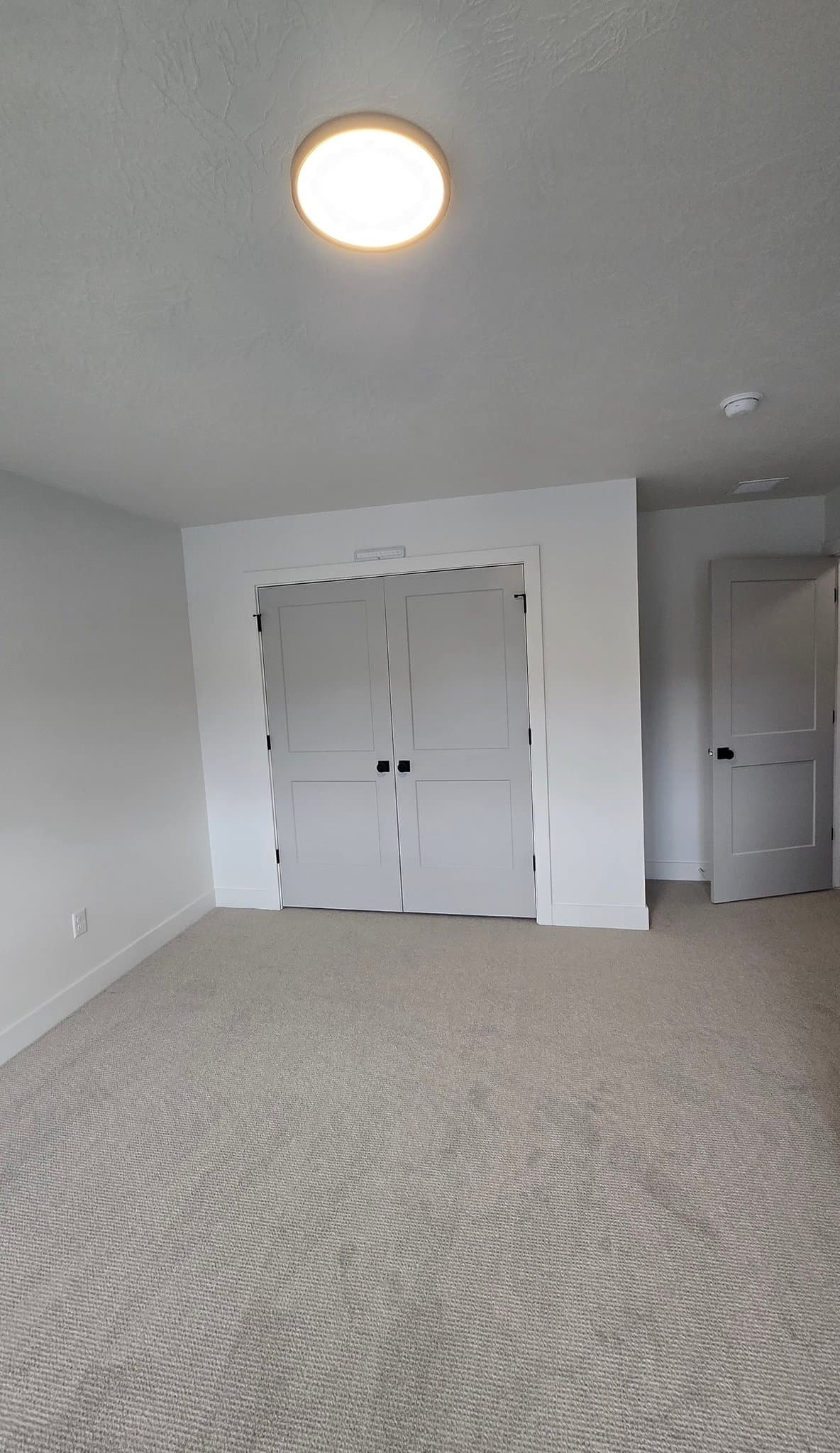 Murray Single Room: 6556 S 130 W