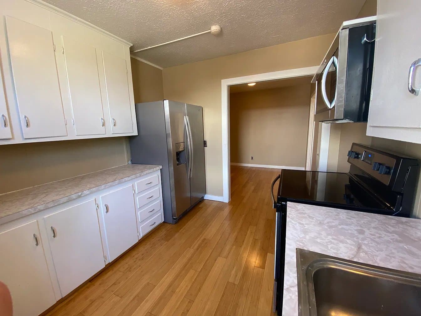 conway Apartment: 148 main street