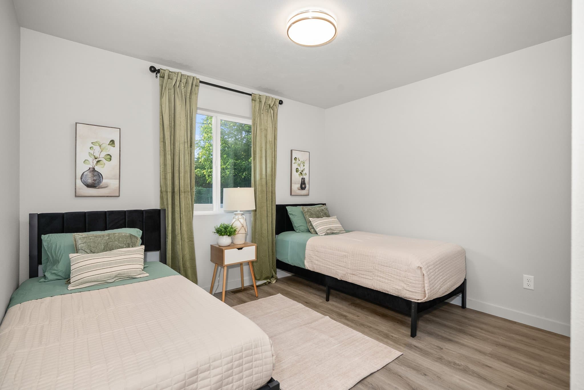 SPOKANE House: 2801 E 17th Ave
