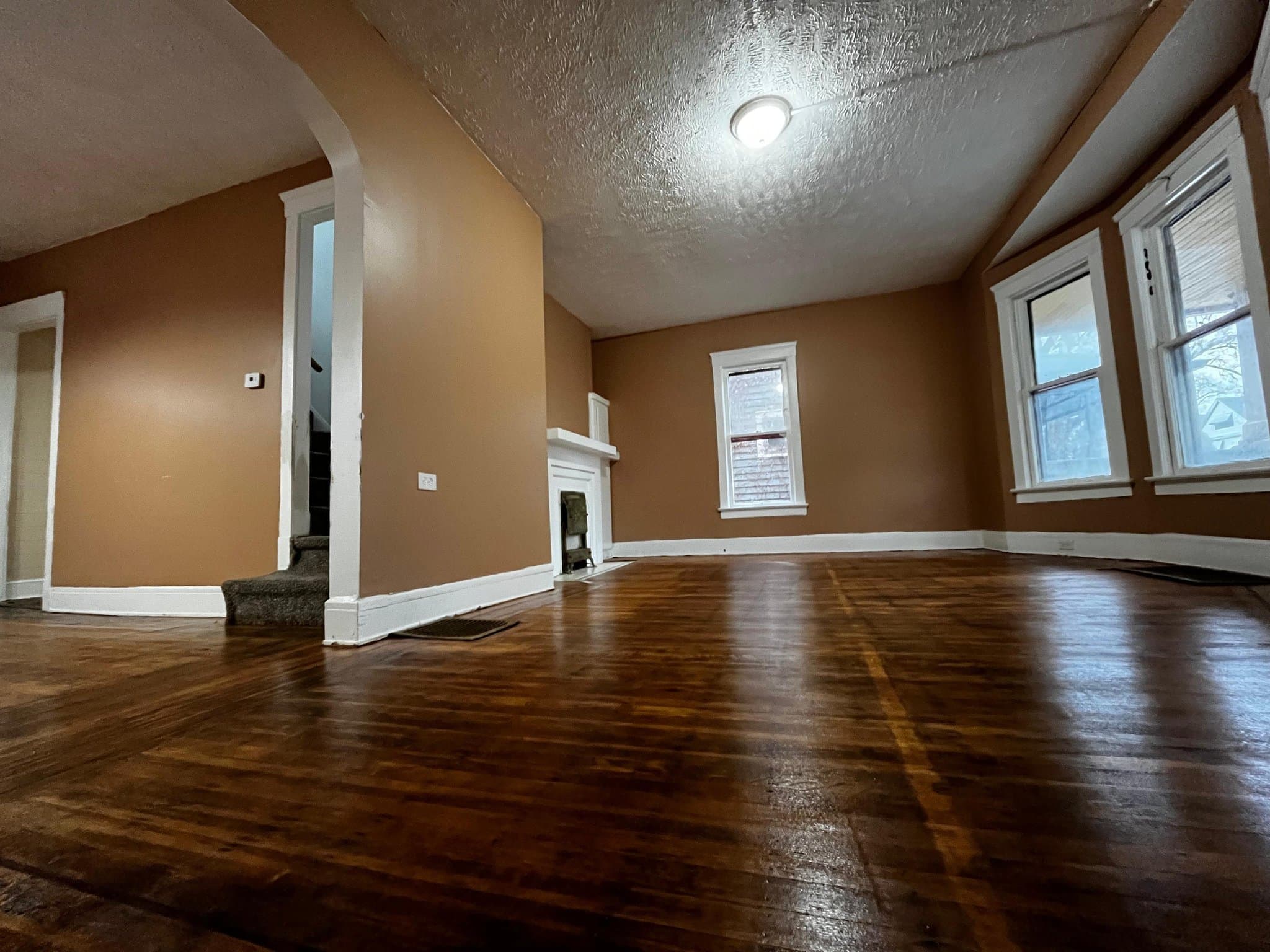 cleveland House: 547 e108 st