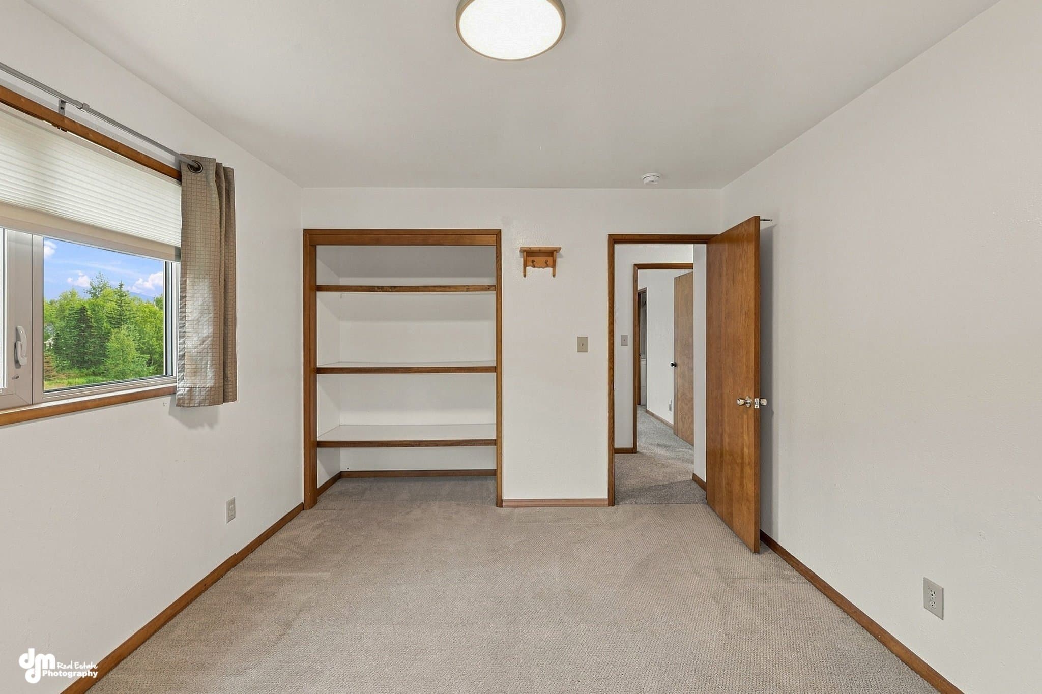 Wasilla House: 6740 E Toller Court
