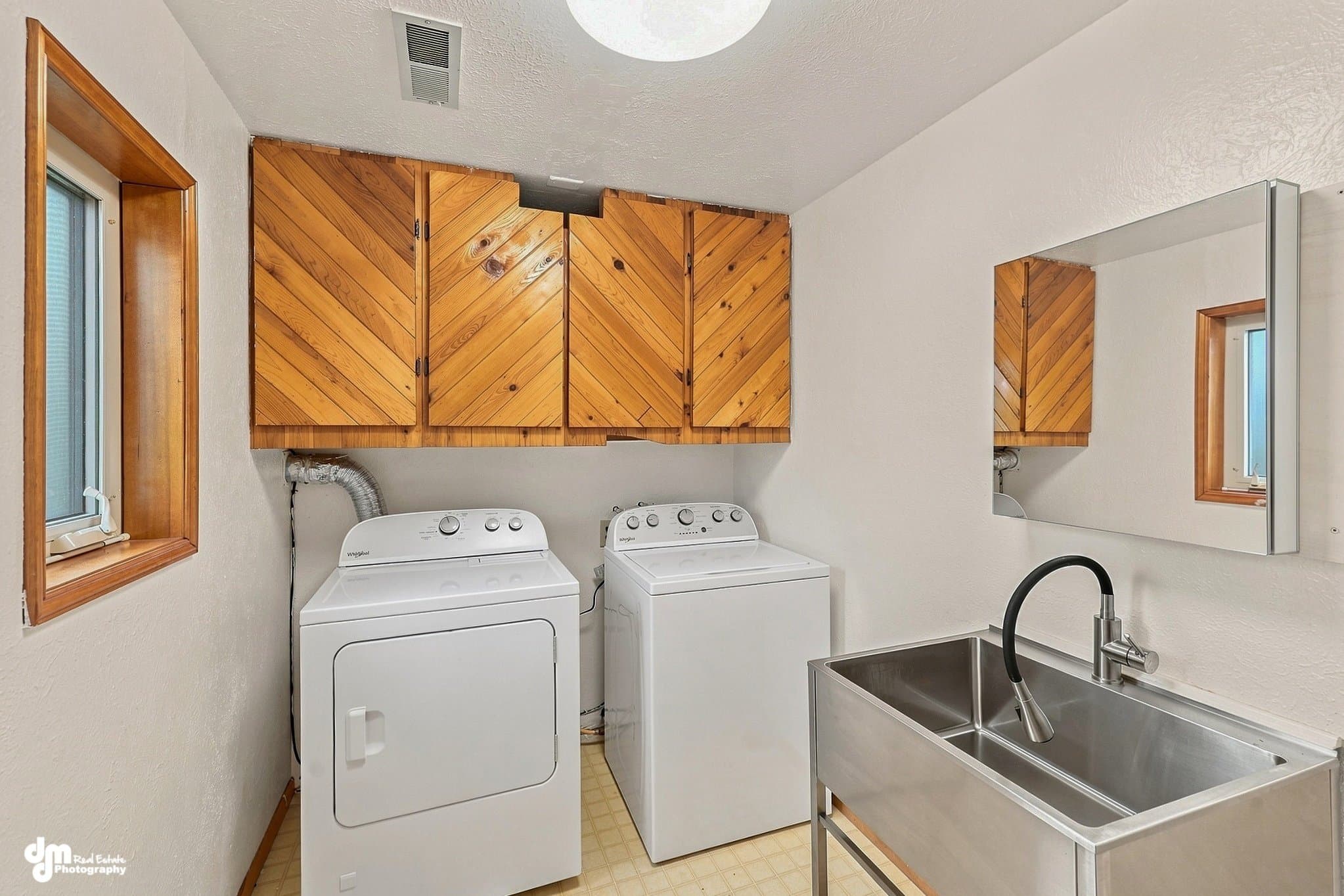 Wasilla House: 6740 E Toller Court