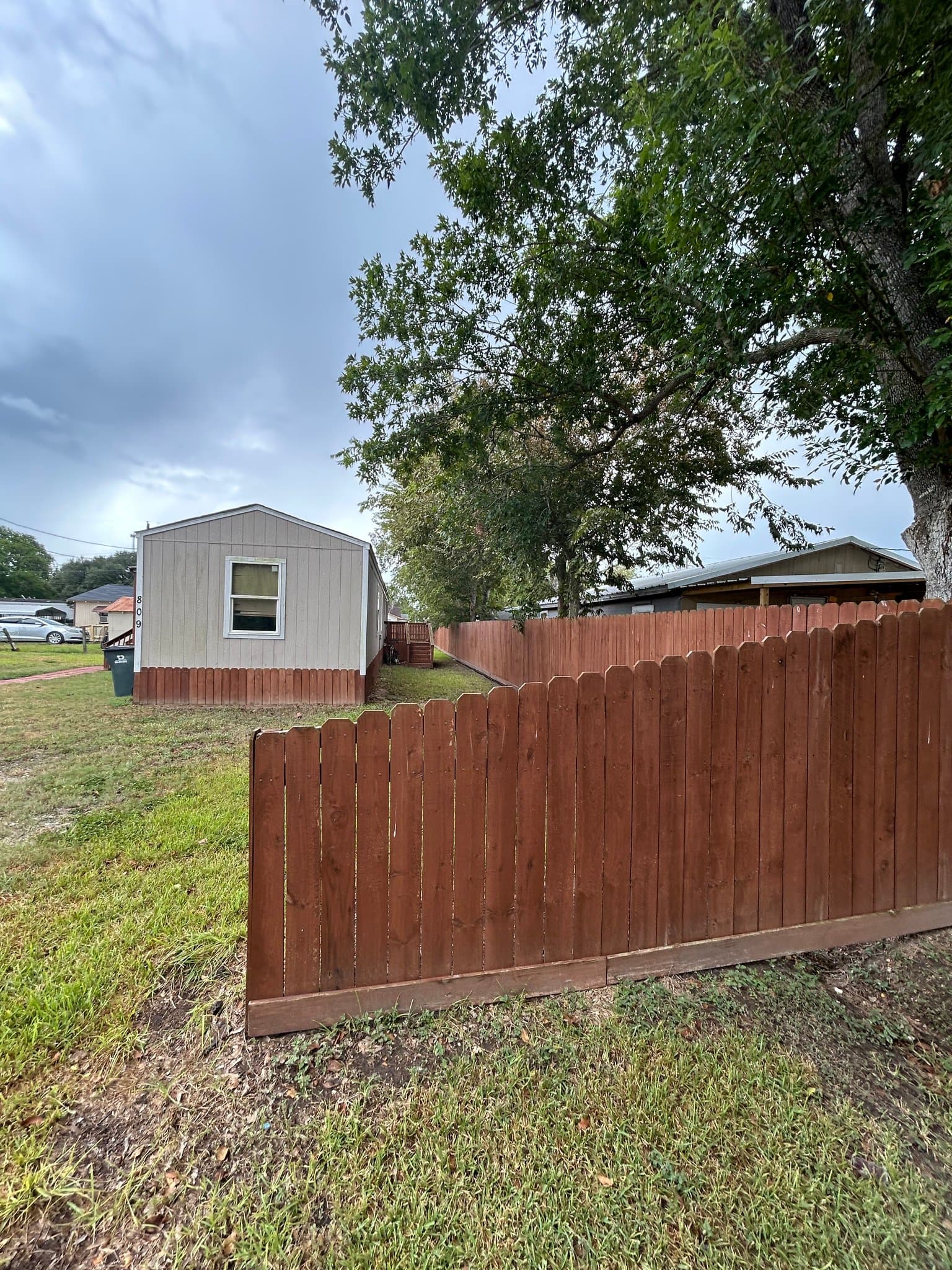Edna House: 809 E Cedar St