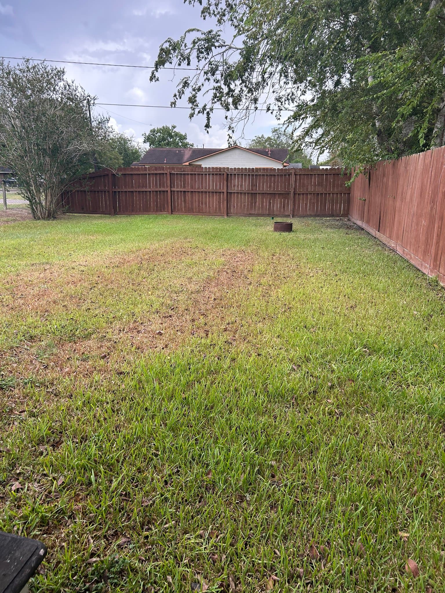 Edna House: 809 E Cedar St
