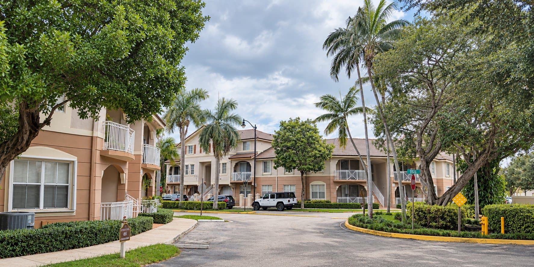 Miami Condo: 8858 W Flagler St
