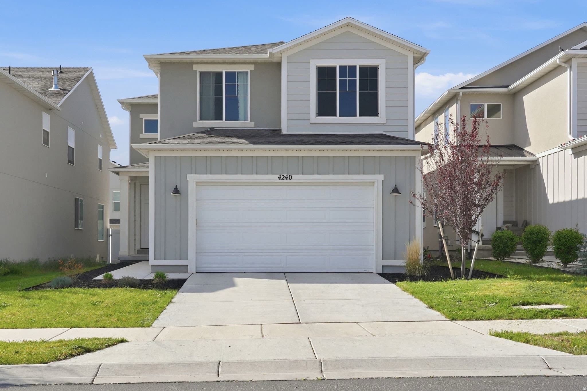 Eagle Mountain House: 4240 E Center Point St