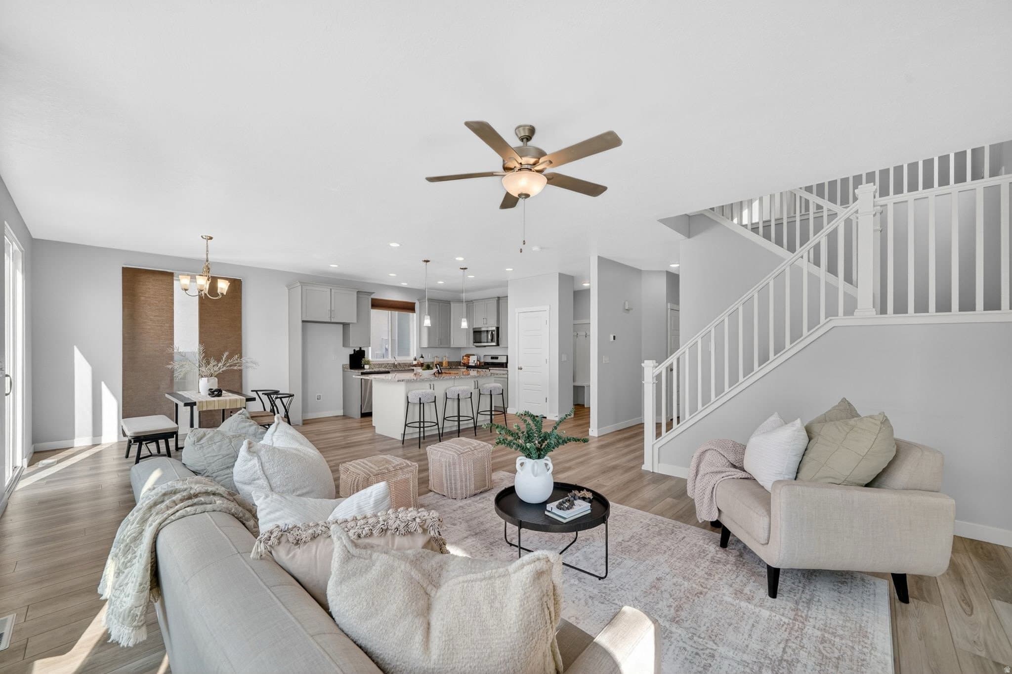 Eagle Mountain House: 4240 E Center Point St