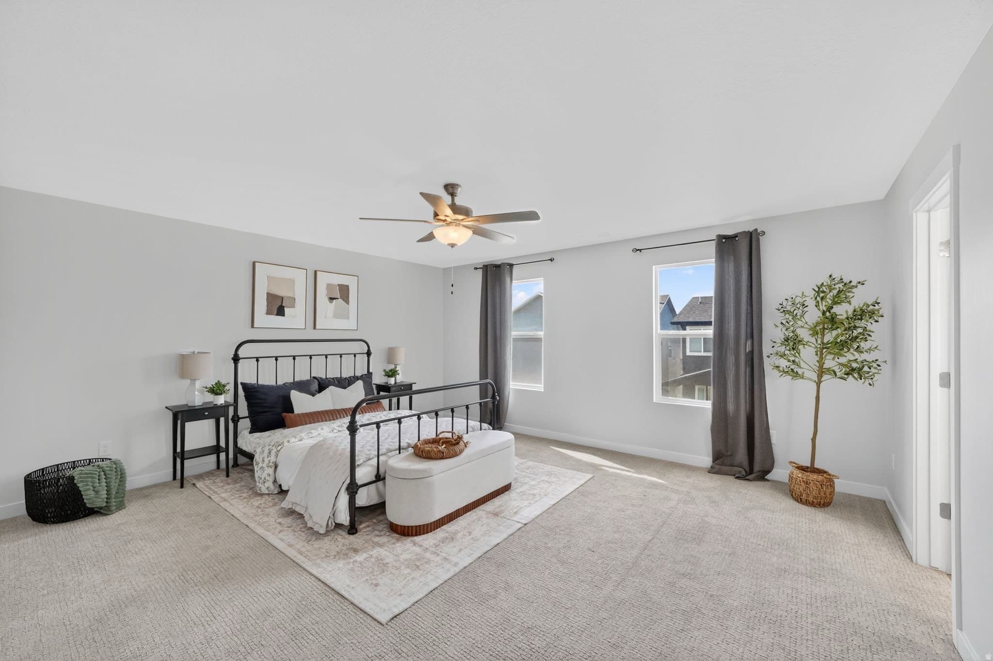 Eagle Mountain House: 4240 E Center Point St