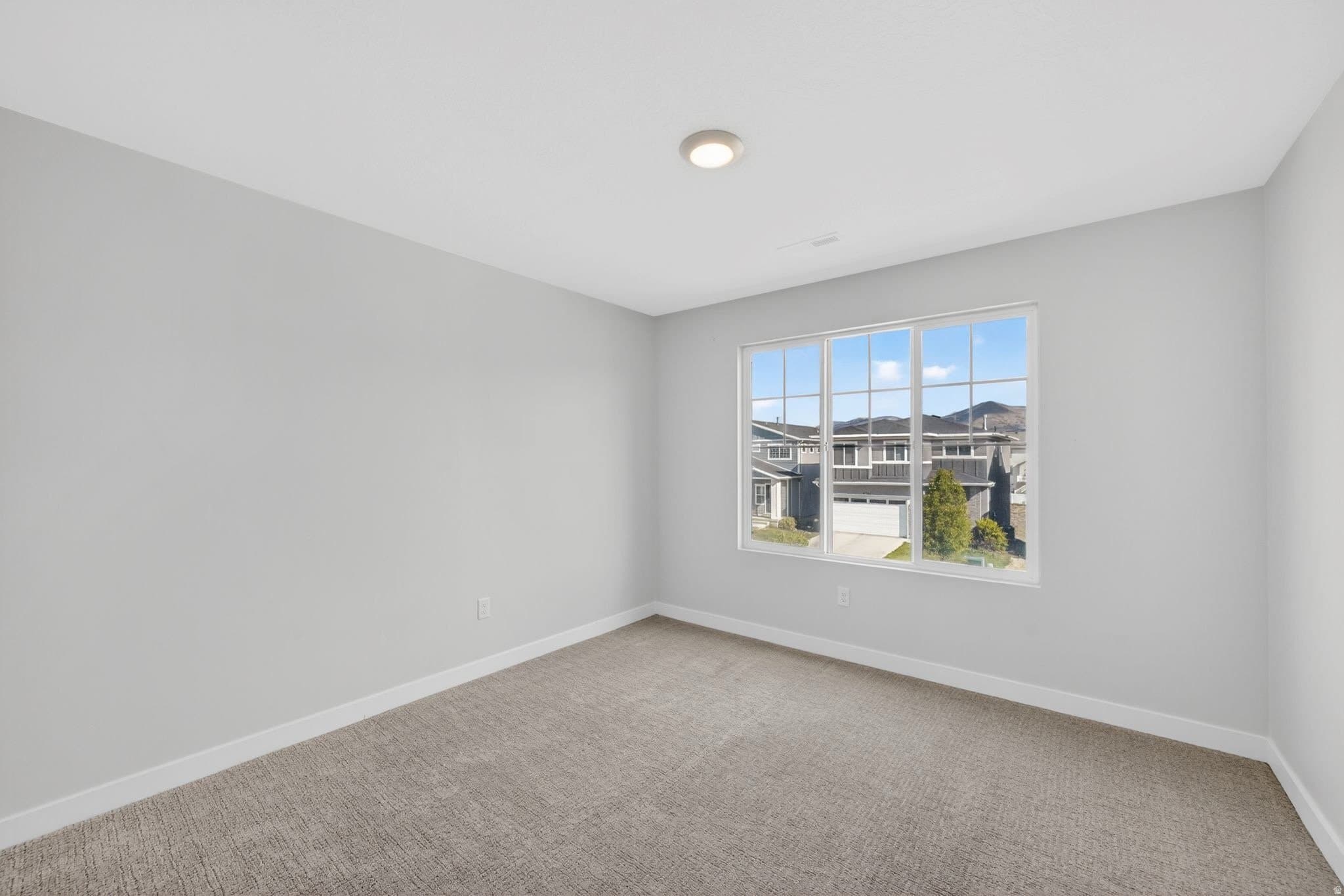 Eagle Mountain House: 4240 E Center Point St
