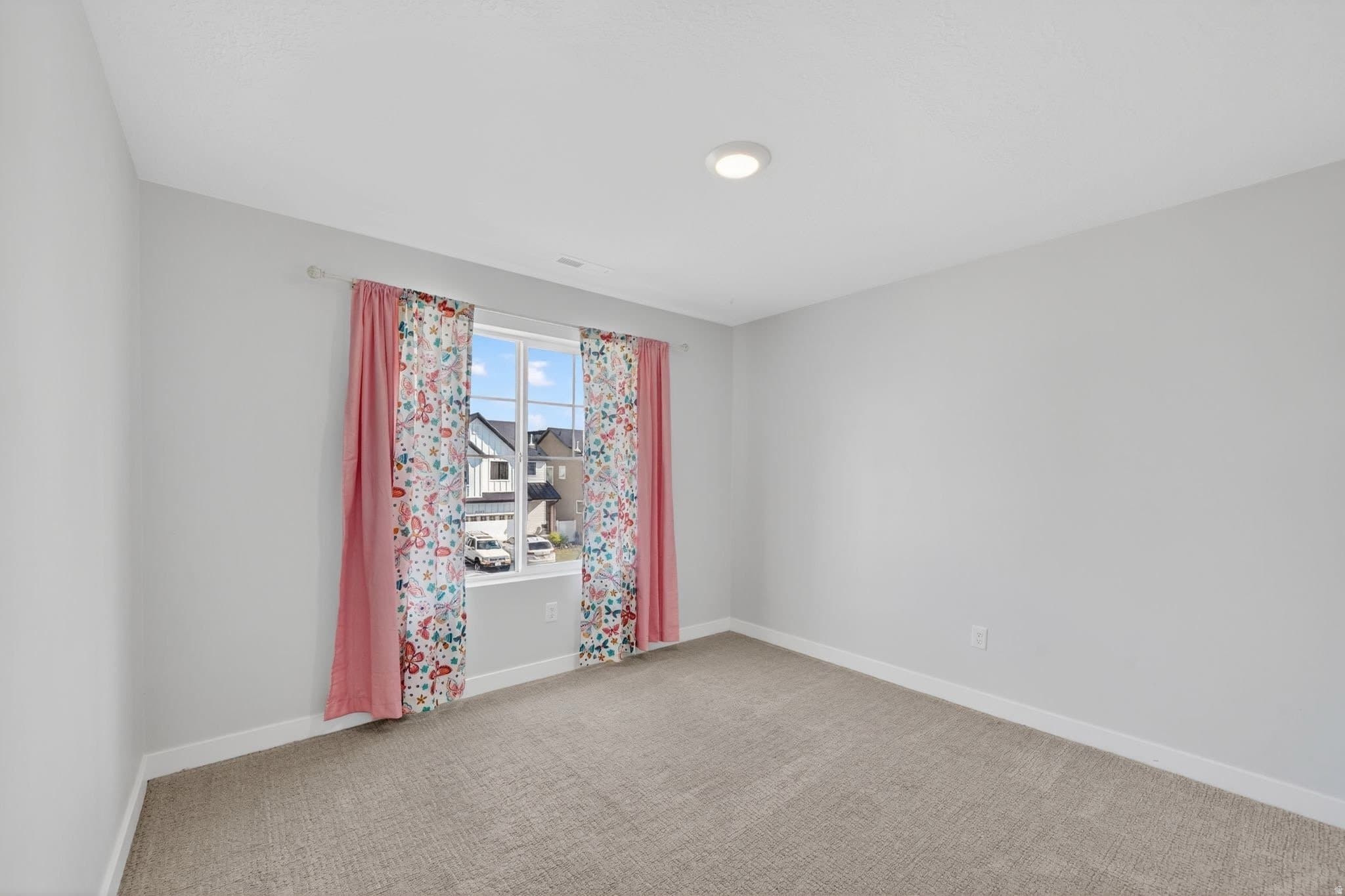 Eagle Mountain House: 4240 E Center Point St