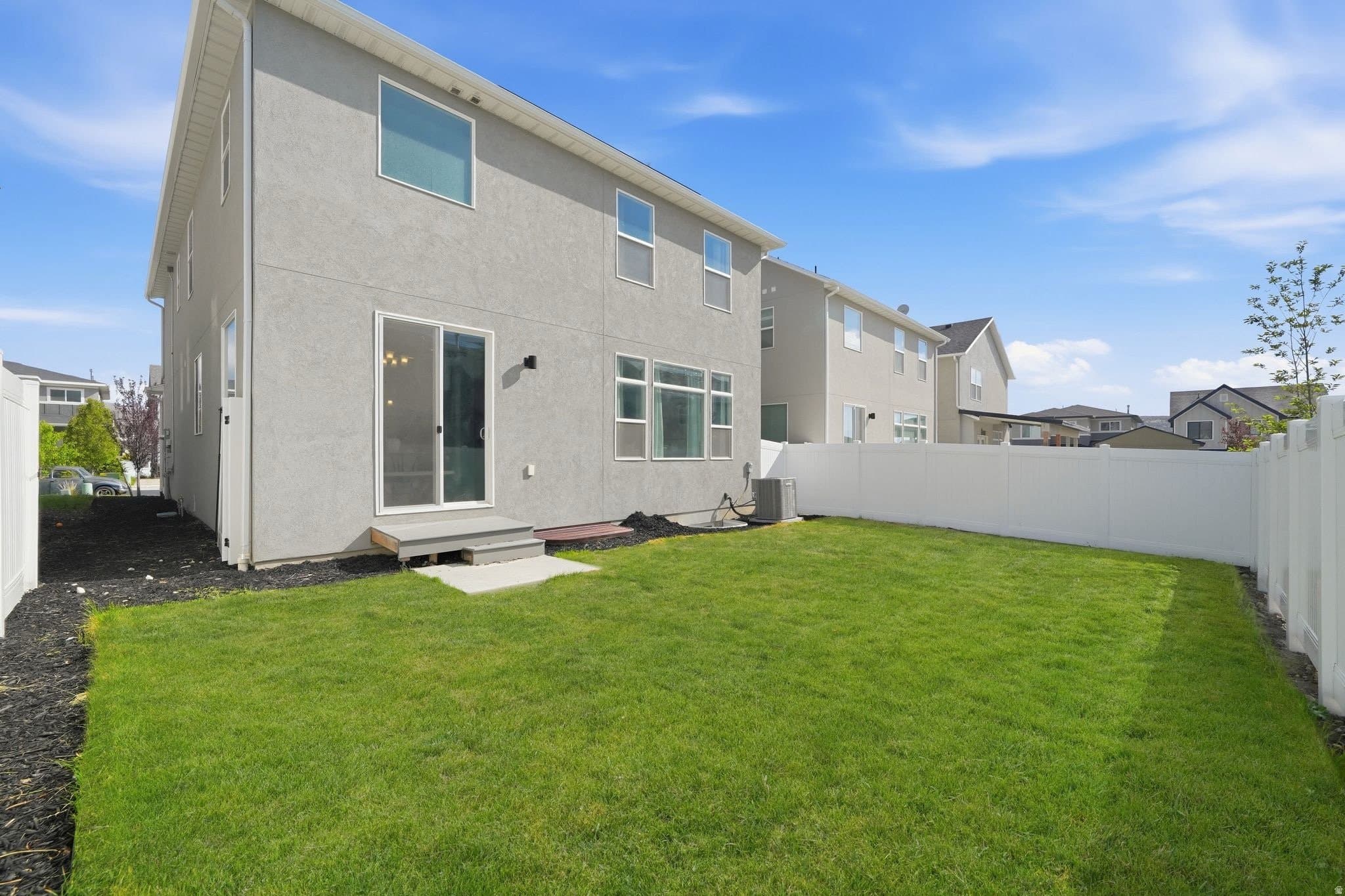 Eagle Mountain House: 4240 E Center Point St