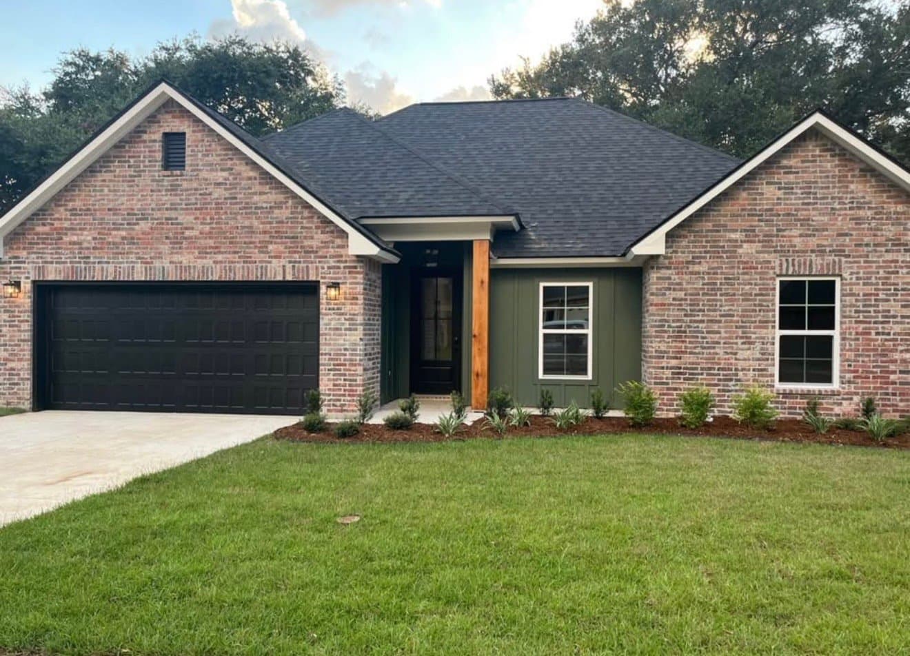 Youngsville House: 101 Habersham drive