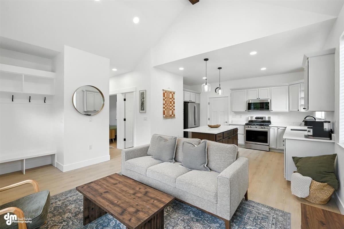 Palmer Multiplex: 8085 E Gold Bullion Boulevard