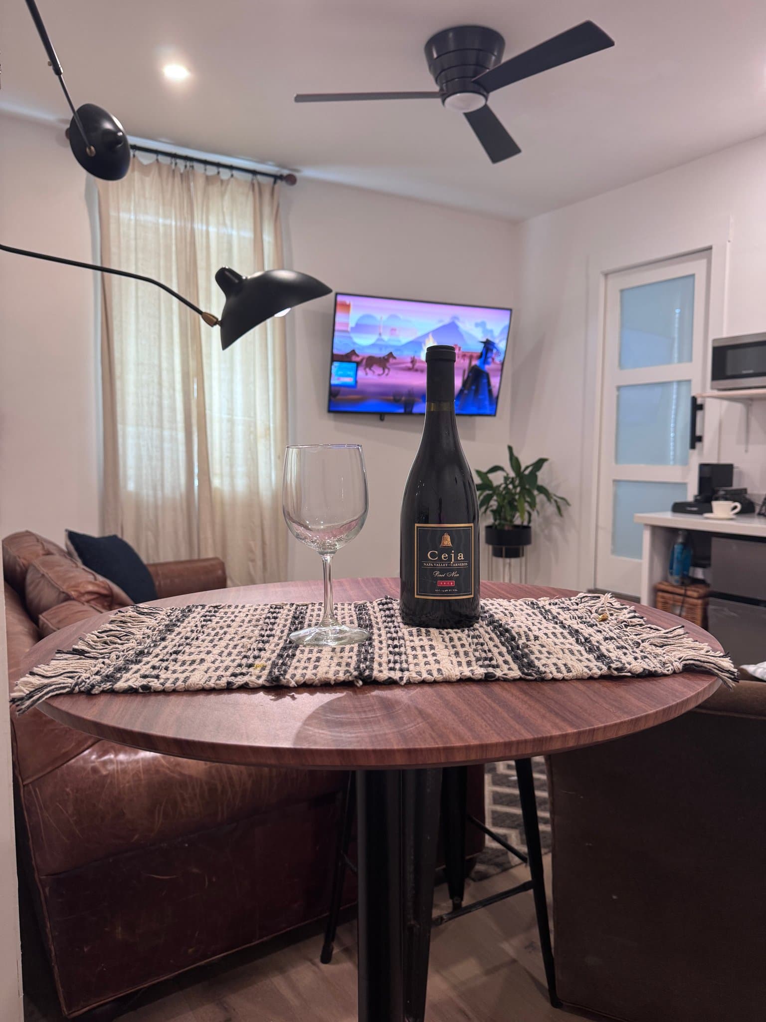 American Canyon Single Room: 66 REDHEAD ST