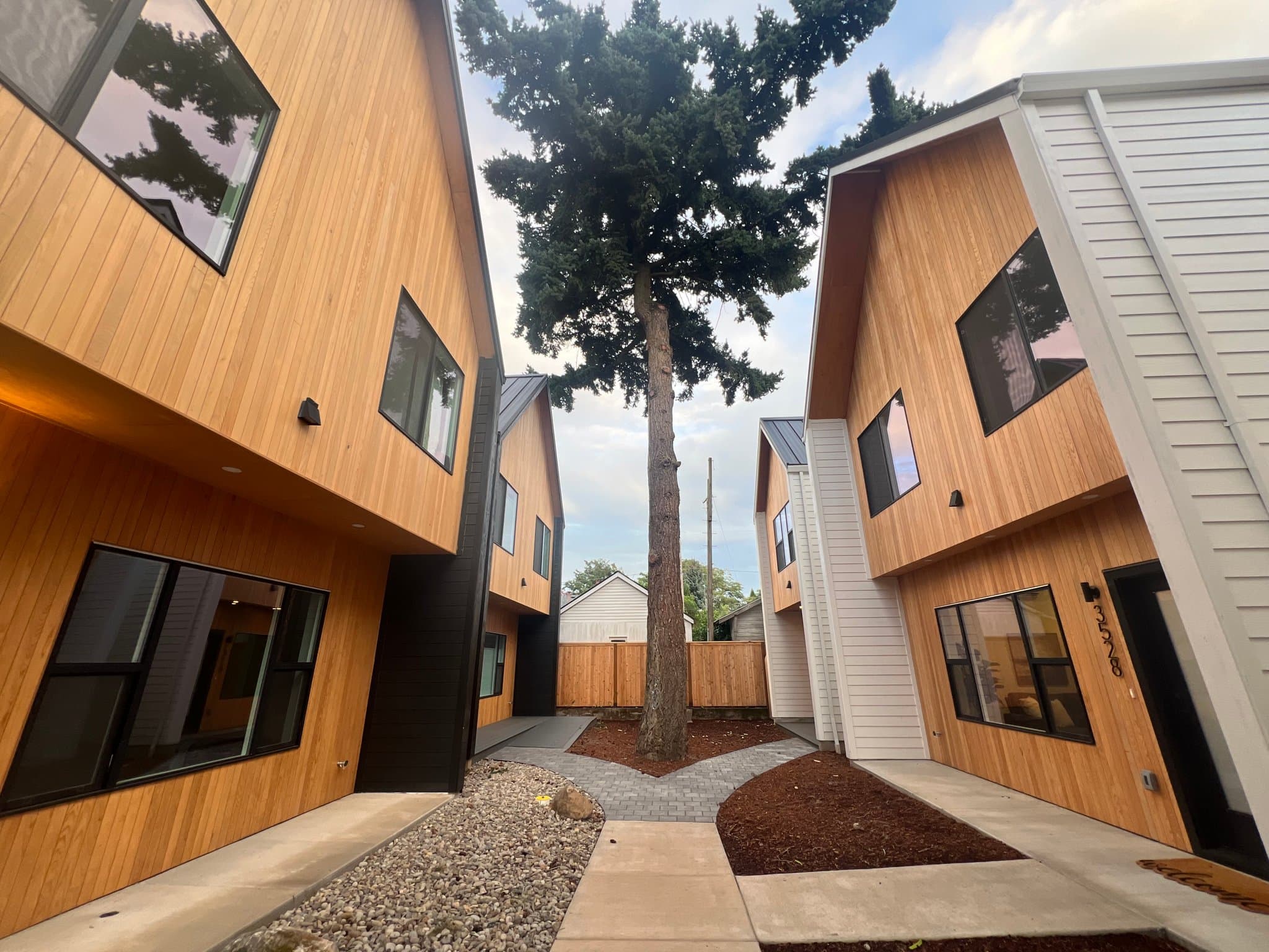Portland House: 3534 NE 44 ave