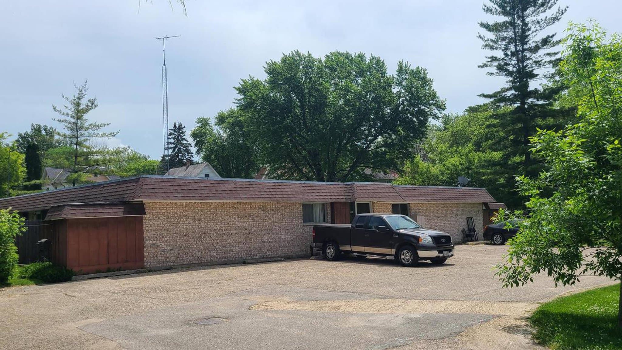 Mayville Multiplex: 335 Rae Ln