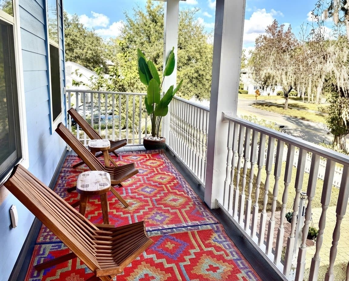 Sanford House: 704 Sanford Ave