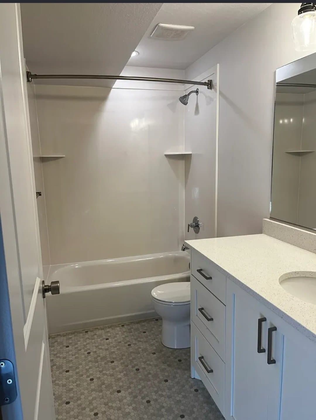 Smithfield Apartment: 575 E Canyon Rim Rd