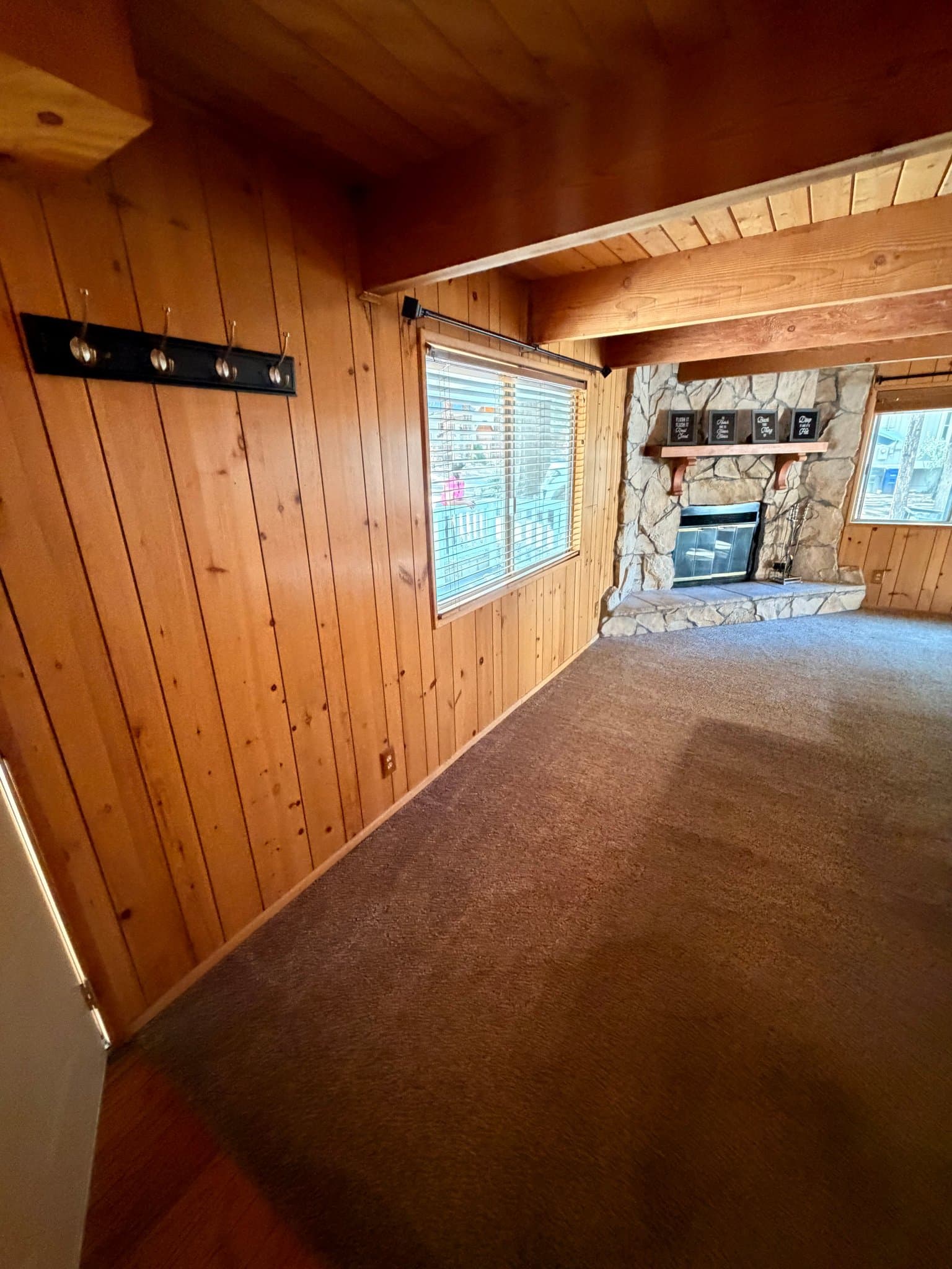 Big Bear City House: 2017 Manzanita Ln