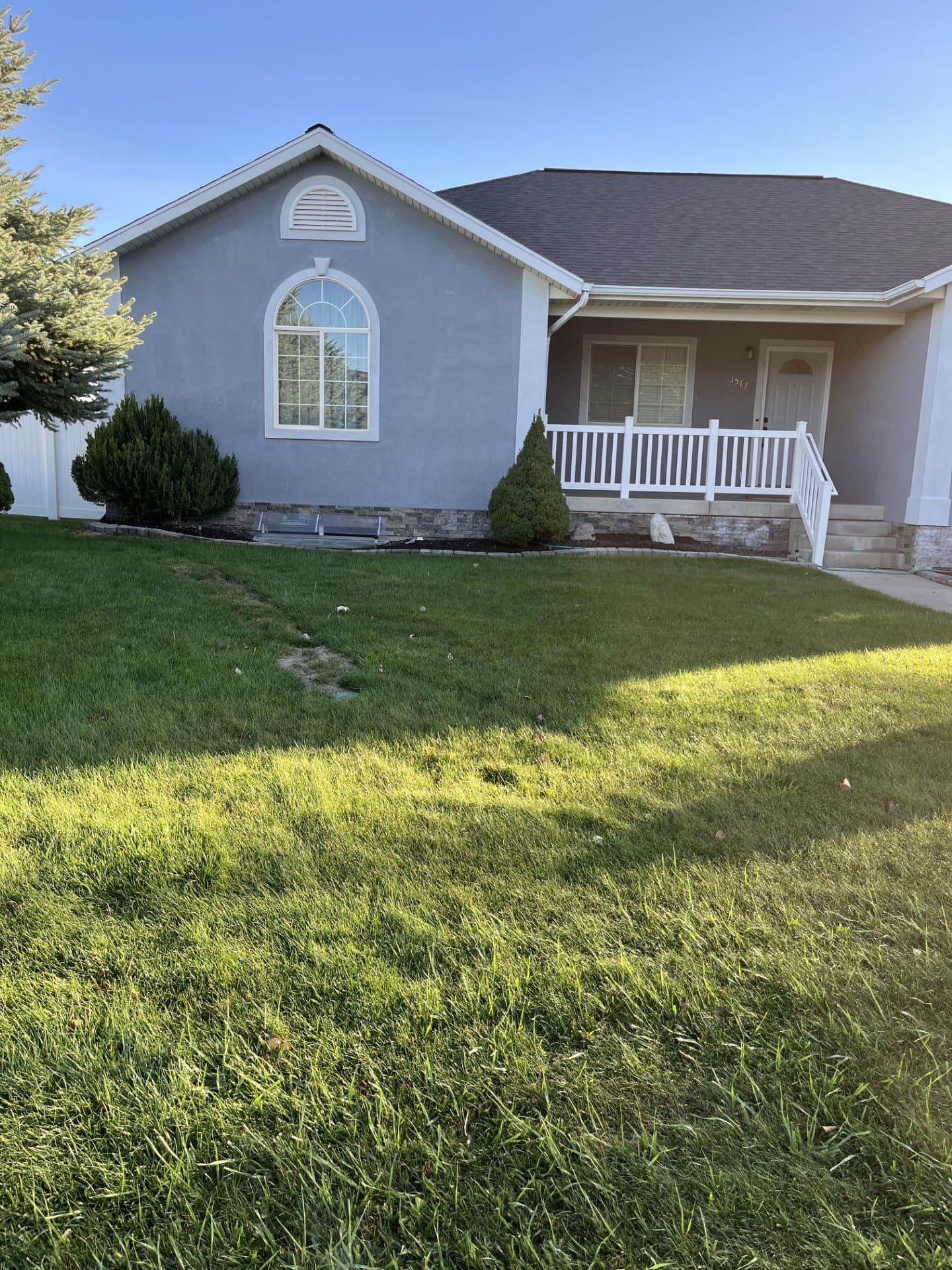 Eagle Mountain House: 1517 E Falcon Ln