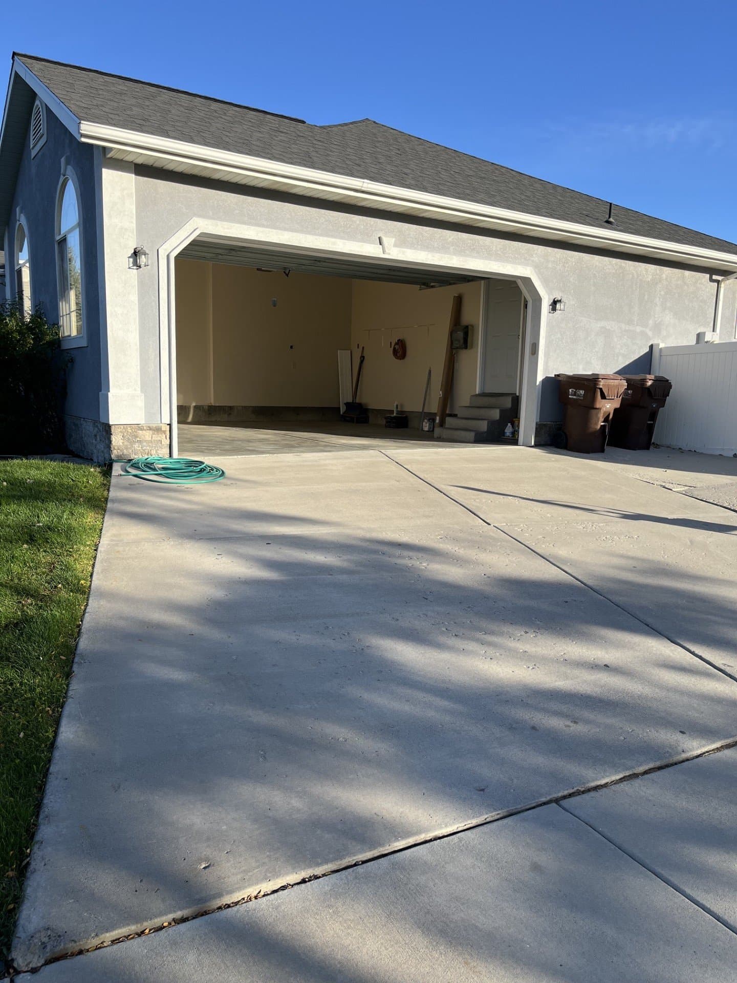Eagle Mountain House: 1517 E Falcon Ln