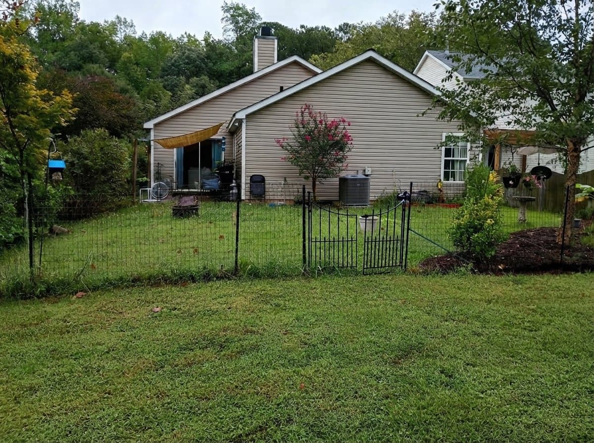 Apex Single Room: 933 Homestead Park Drive