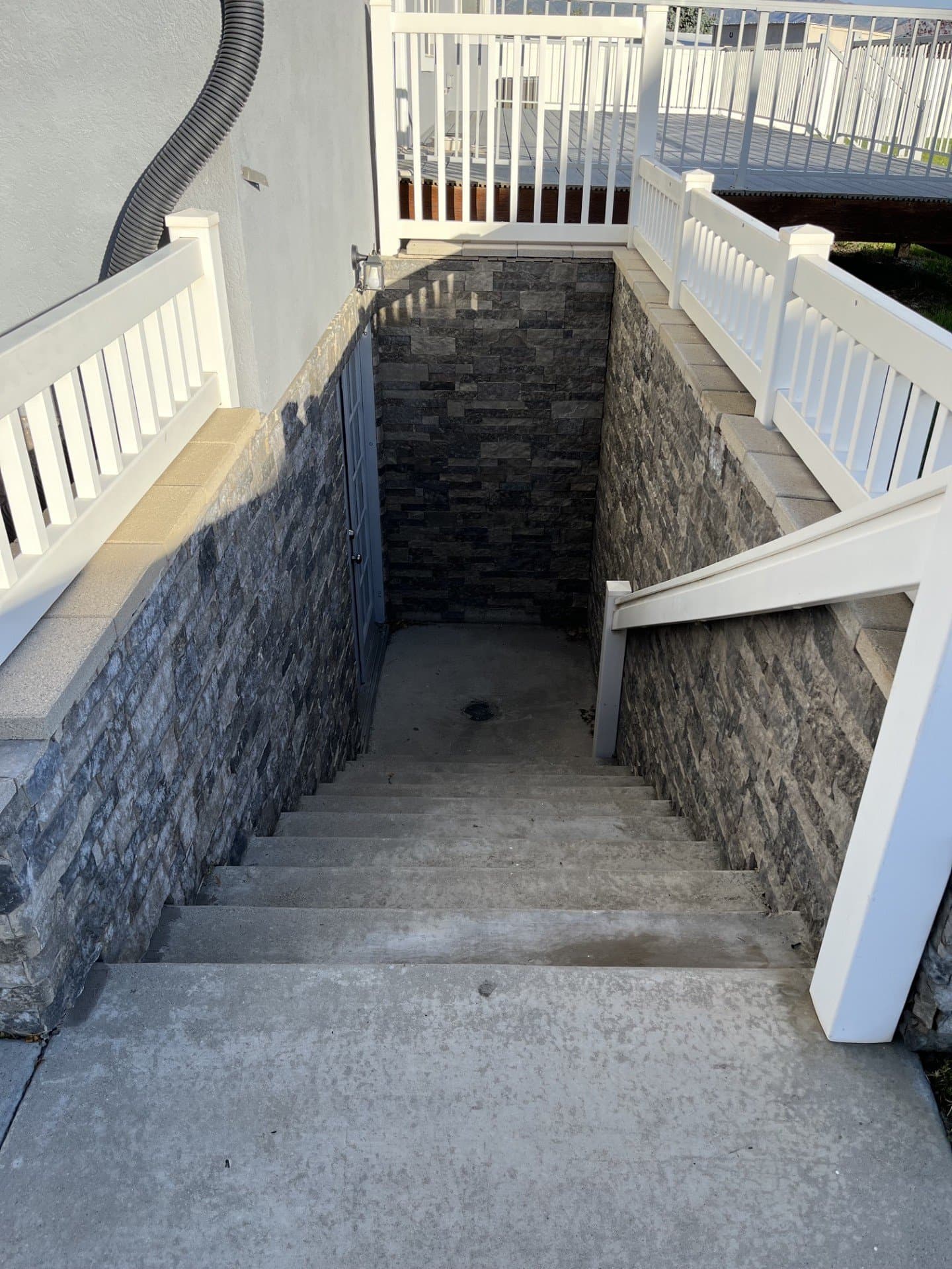 Eagle Mountain House: 1517 E Falcon Ln