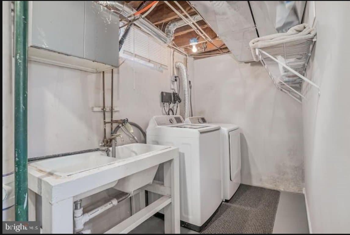 Alexandria Townhome: 5812 N Kings Hwy