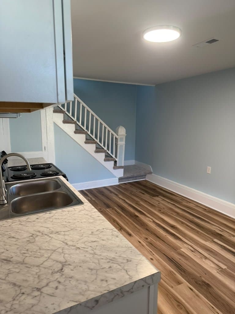 Olyphant House: 305 Jackson Street -
