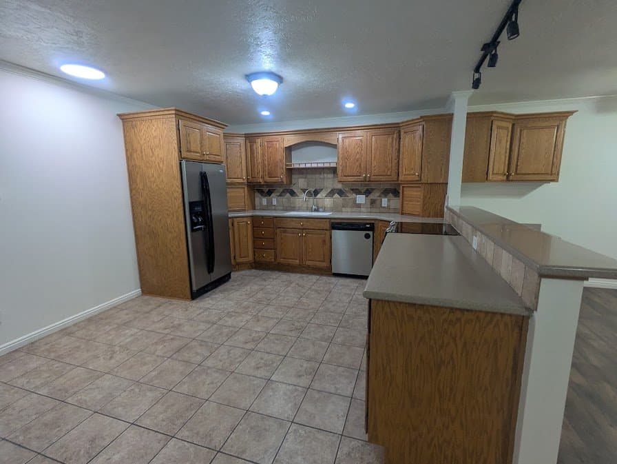 Payson Townhome: 564 South Goosenest Drive