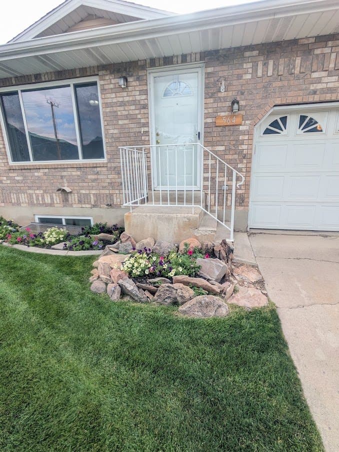 Payson Townhome: 564 South Goosenest Drive